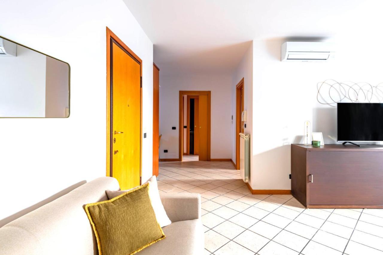 Easylife - Spazioso E Luminoso Trilocale Con Balcone A Loggia Per Pausa E Relax * Mailand